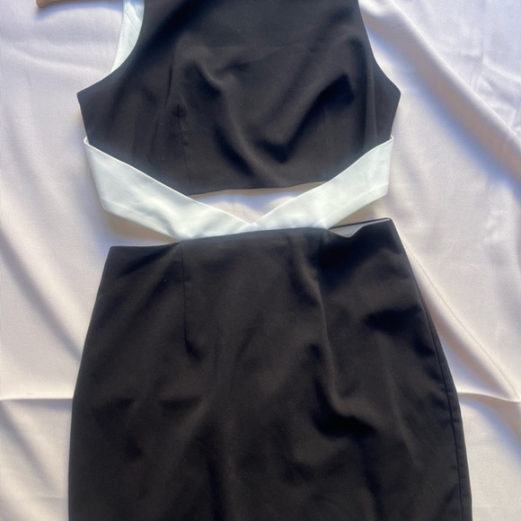 NBD the naven twins Black and White Mini Pencil Skirt Set - Picture 1 of 10